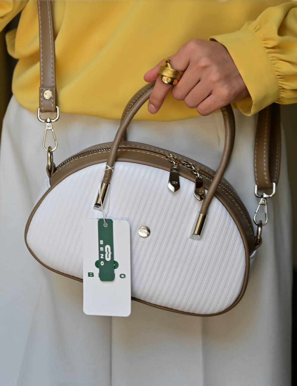 کیف دخترانه وانیل مدل دلارا