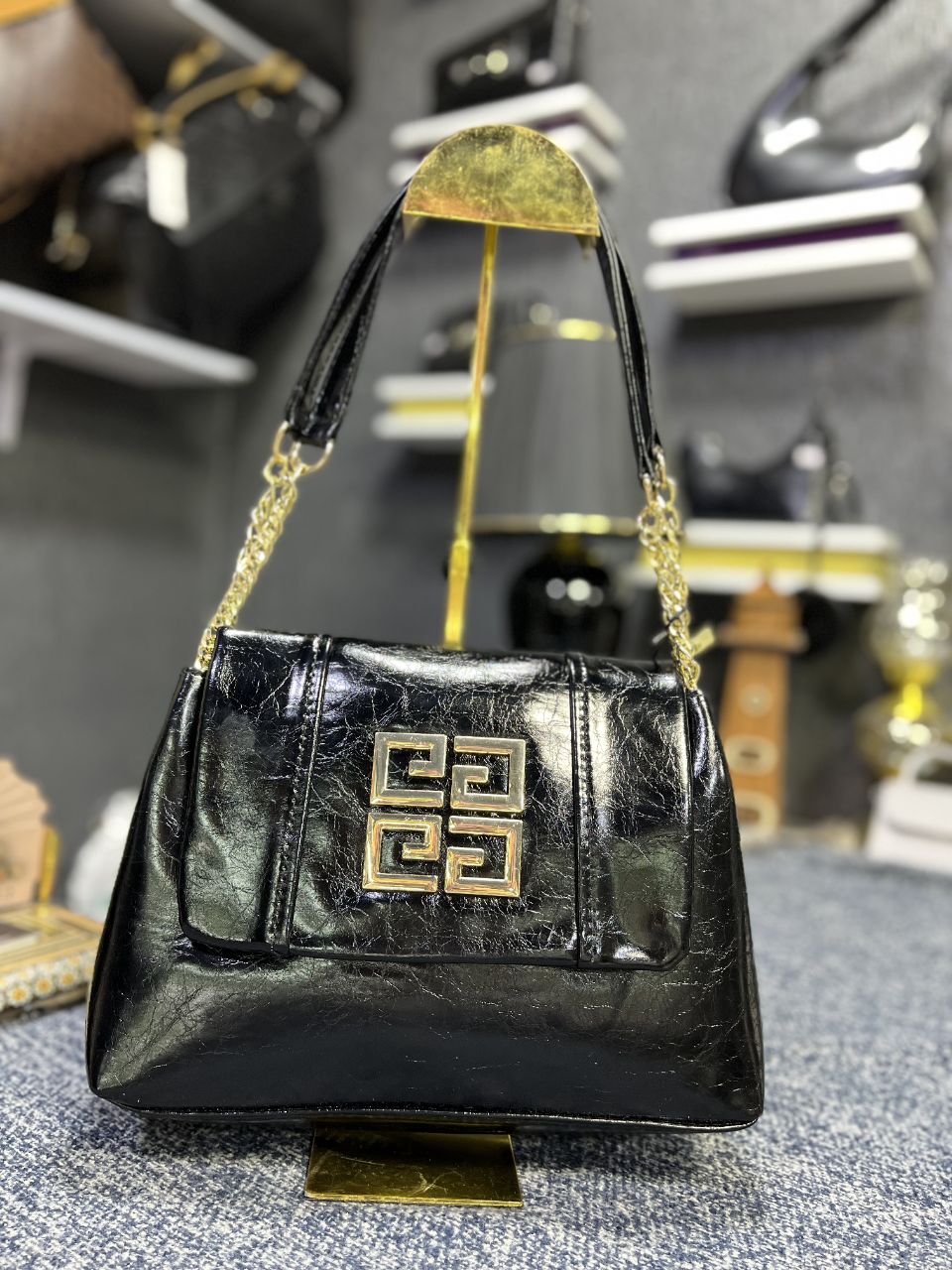 کیف لوتوس مدل اتیا